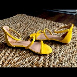 Lulu’s sandals